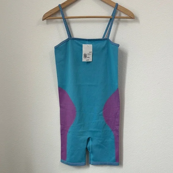 Forever 21 Blue and Purple romper size M/L BWT - Picture 2 of 8